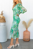 Celebrities Elegant Floral Frenulum V Neck One Step Skirt Dresses